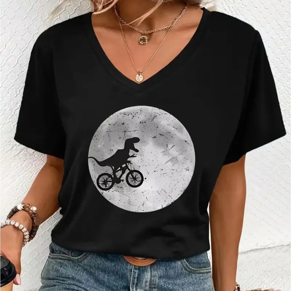NWT Cute Dinosaur shadow over the moon black tee shirt v neck top
